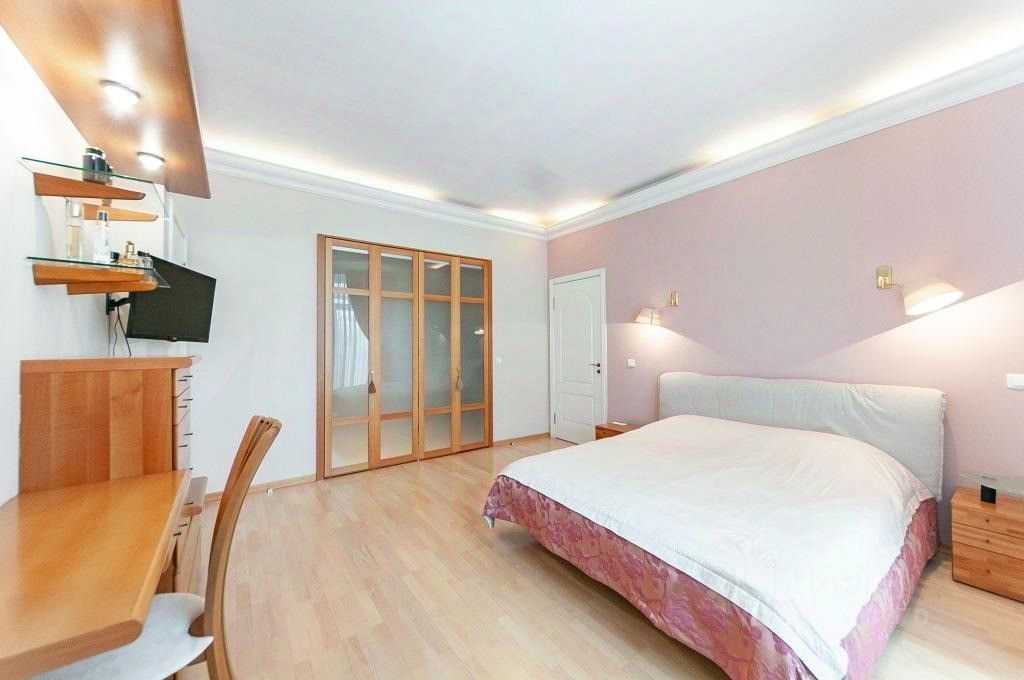 4-комнатная квартира, 130 м² — фотография 2