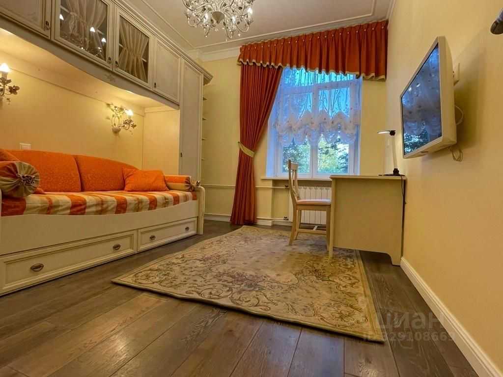 2-комнатная квартира, 65 м² — фотография 2