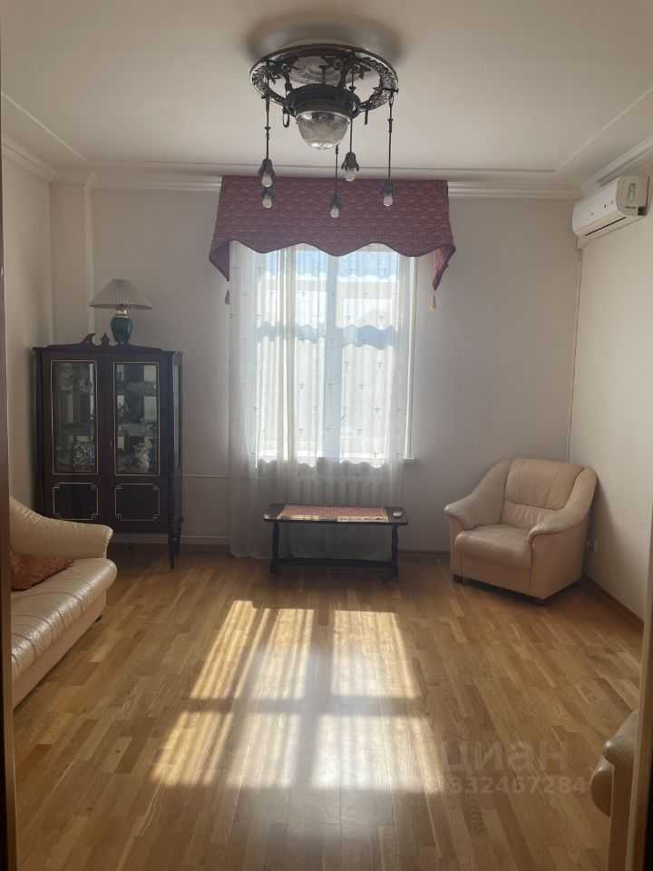 2-комнатная квартира, 67 м² — фотография 2