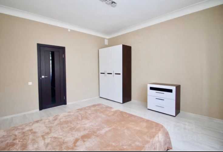 2-комнатная квартира, 65 м² — фотография 3