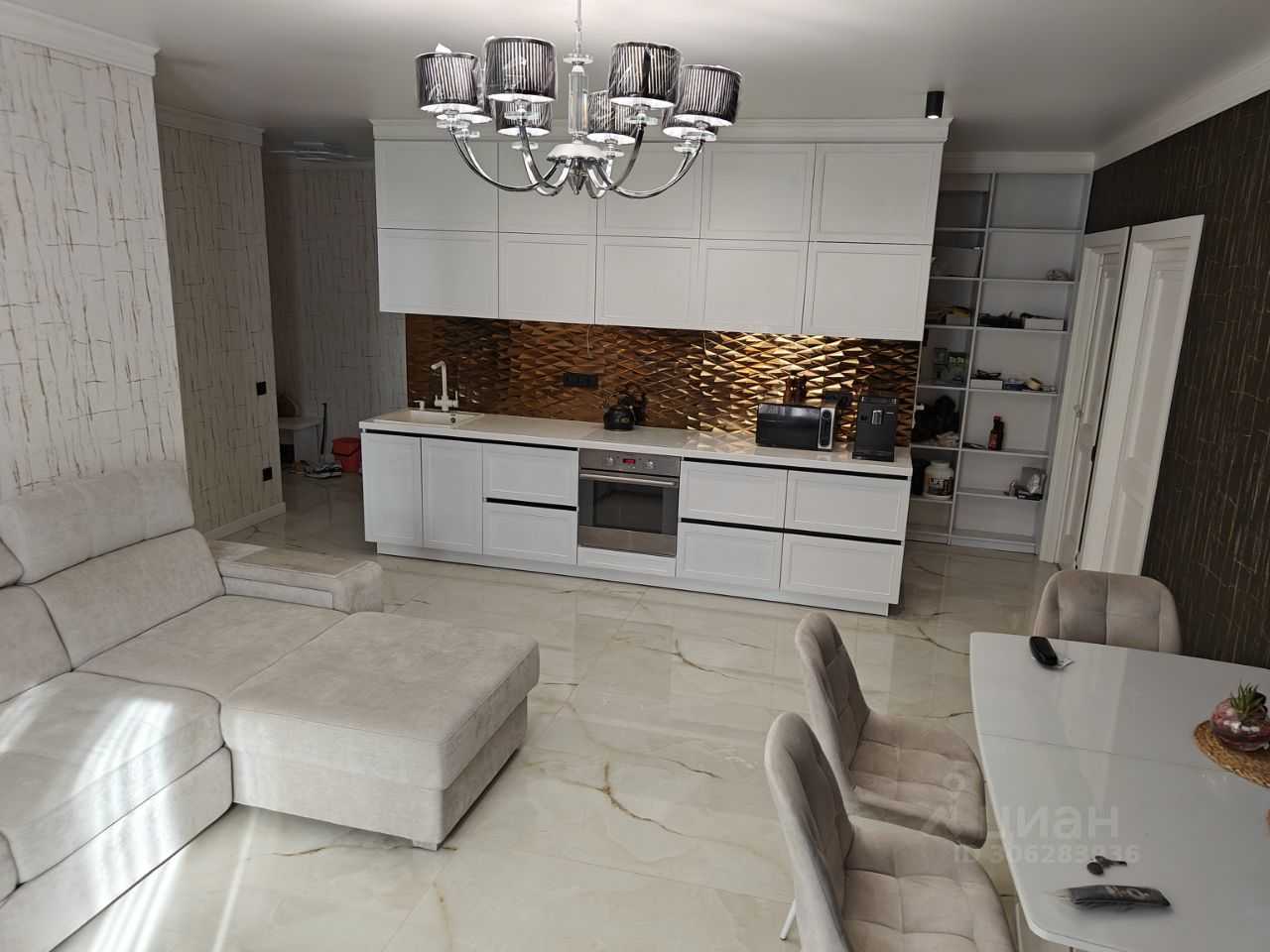 4-комнатная квартира, 83 м² — фотография 2
