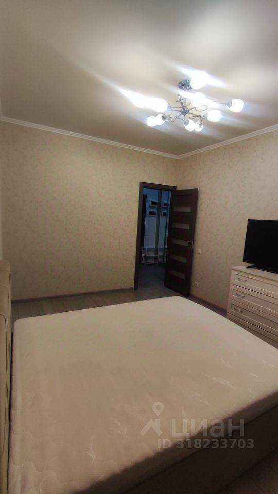 1-комнатная квартира, 35 м² — фотография 2