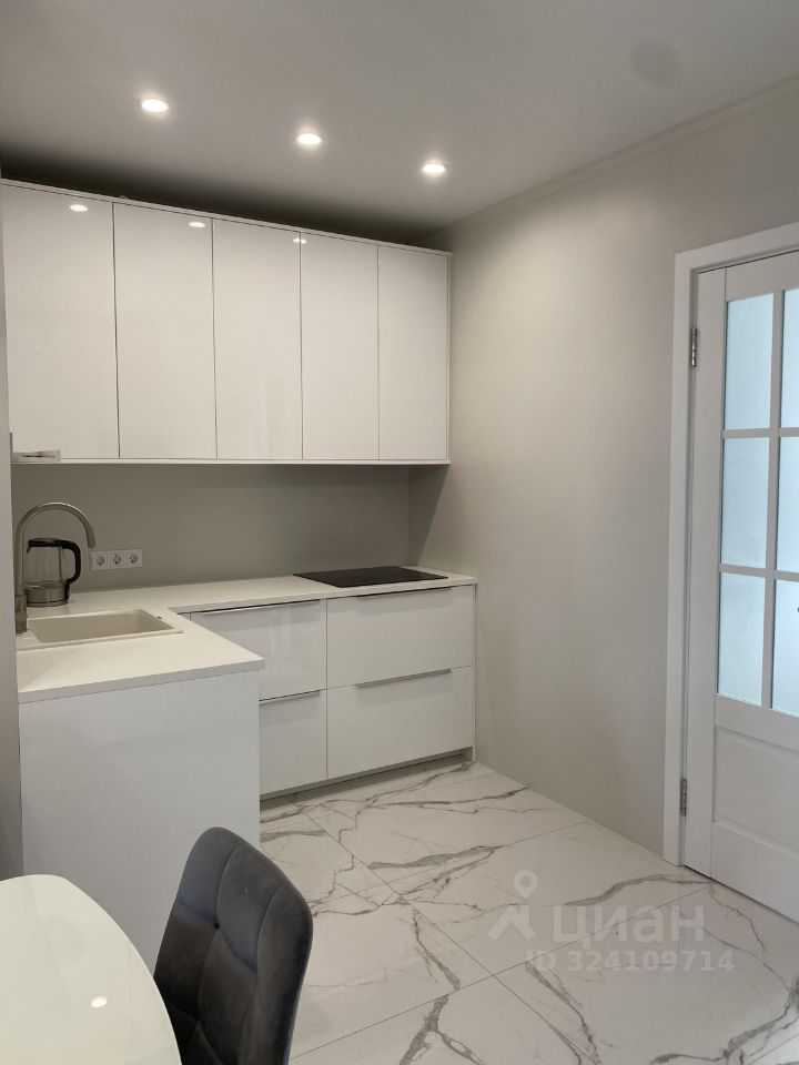 4-комнатная квартира, 75 м² — фотография 2