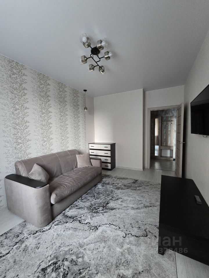 1-комнатная квартира, 35 м² — фотография 2