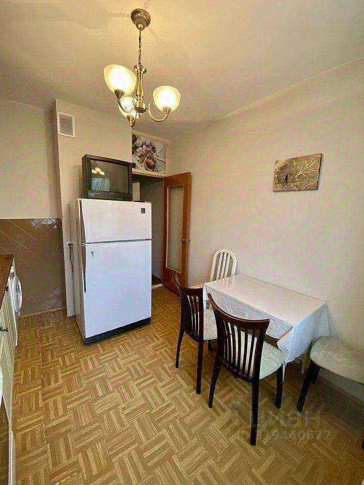 2-комнатная квартира, 55 м² — фотография 2