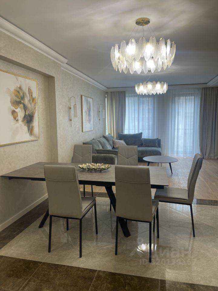 4-комнатная квартира, 168 м² — фотография 2