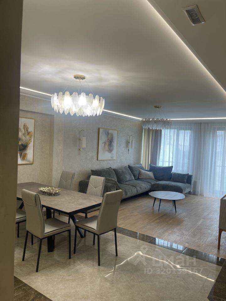4-комнатная квартира, 168 м²