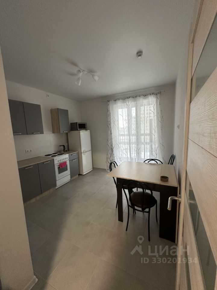 1-комнатная квартира, 42,6 м² — фотография 2