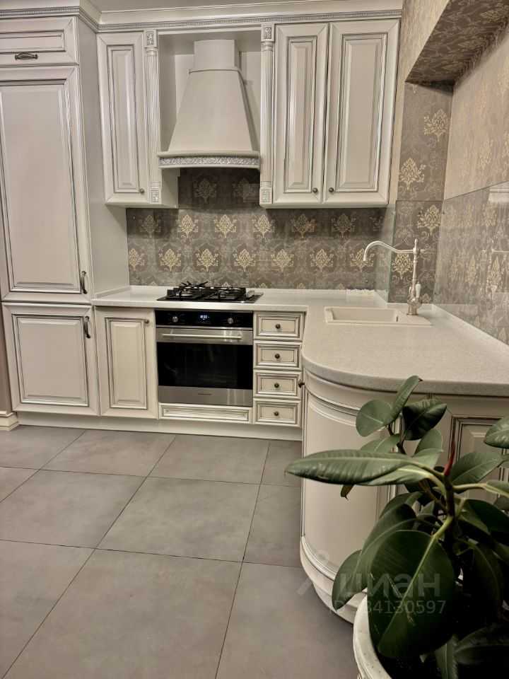 2-комнатная квартира, 56 м² — фотография 2