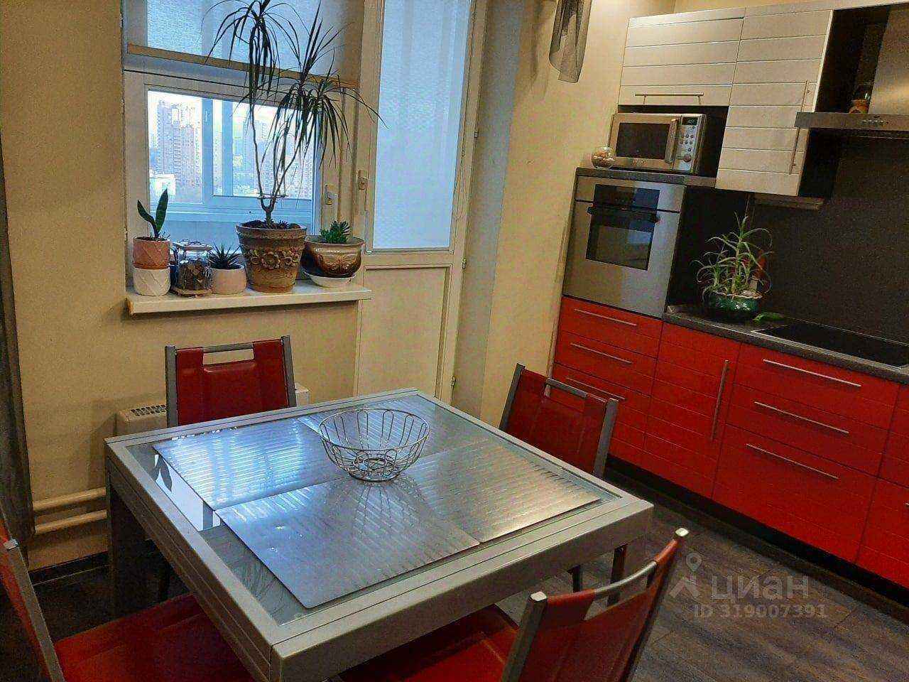 2-комнатная квартира, 65 м² — фотография 2
