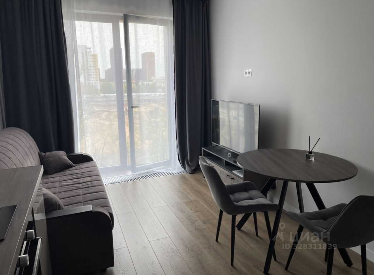 1-комнатная квартира, 35 м² — фотография 2