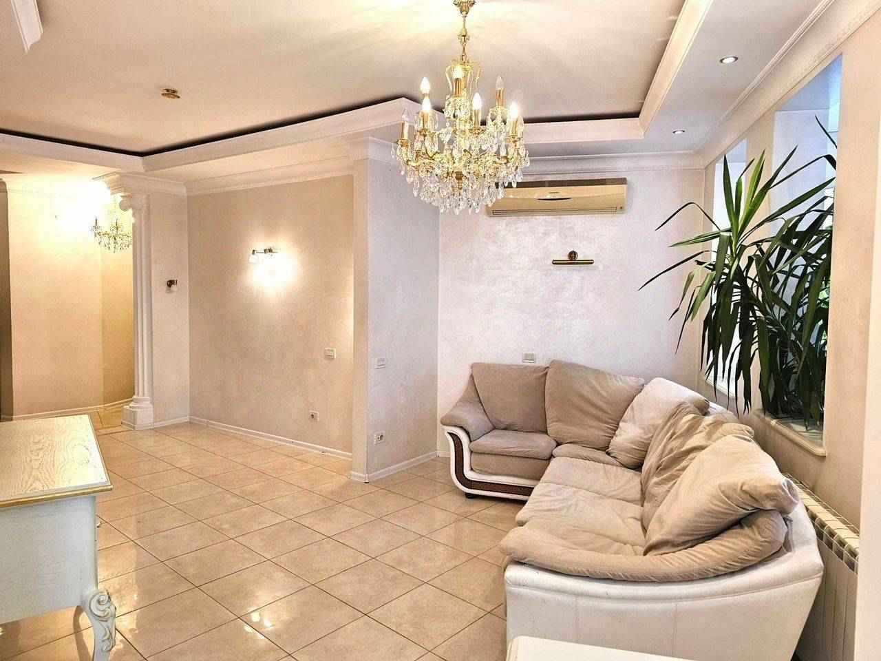 4-комнатная квартира, 130 м²