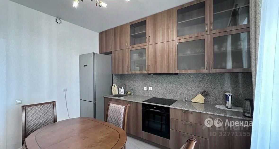 1-комнатная квартира, 42 м² — фотография 3