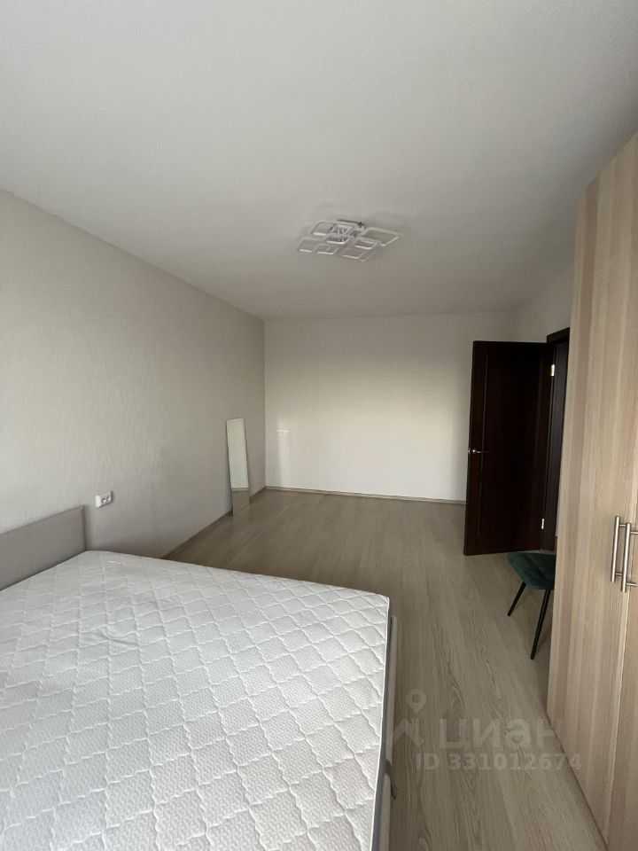 1-комнатная квартира, 37,2 м² — фотография 2