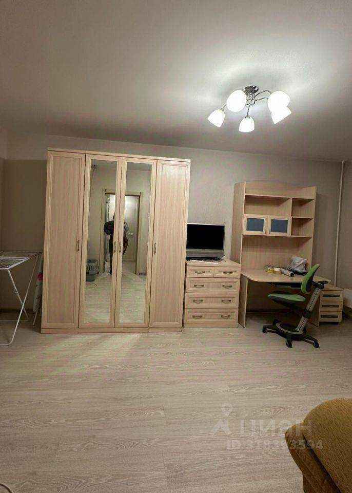 1-комнатная квартира, 38 м² — фотография 2