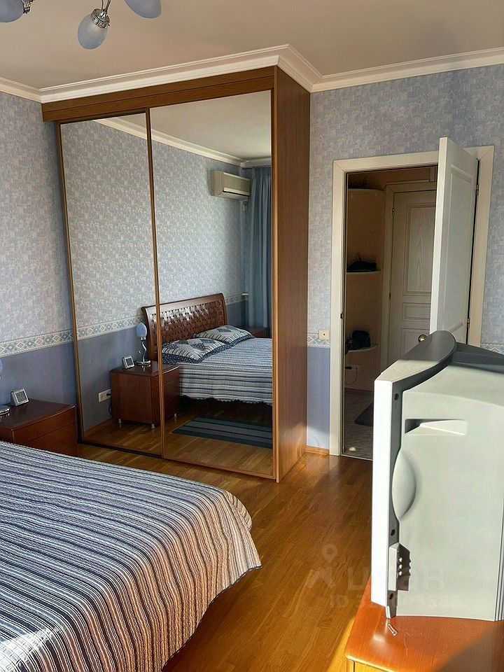 2-комнатная квартира, 53 м² — фотография 2