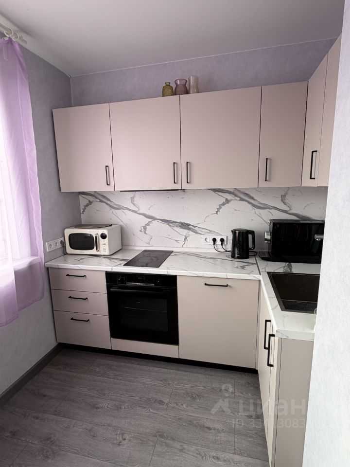 1-комнатная квартира, 37 м² — фотография 2