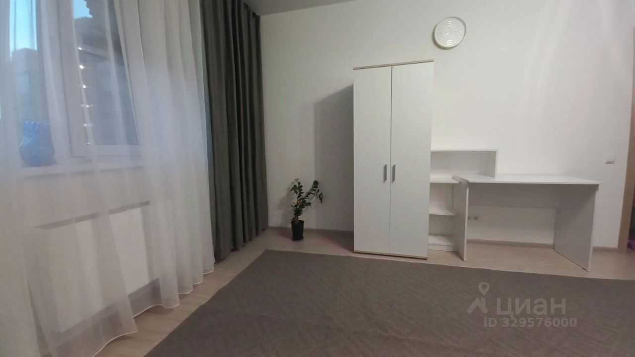 2-комнатная квартира, 56 м² — фотография 2