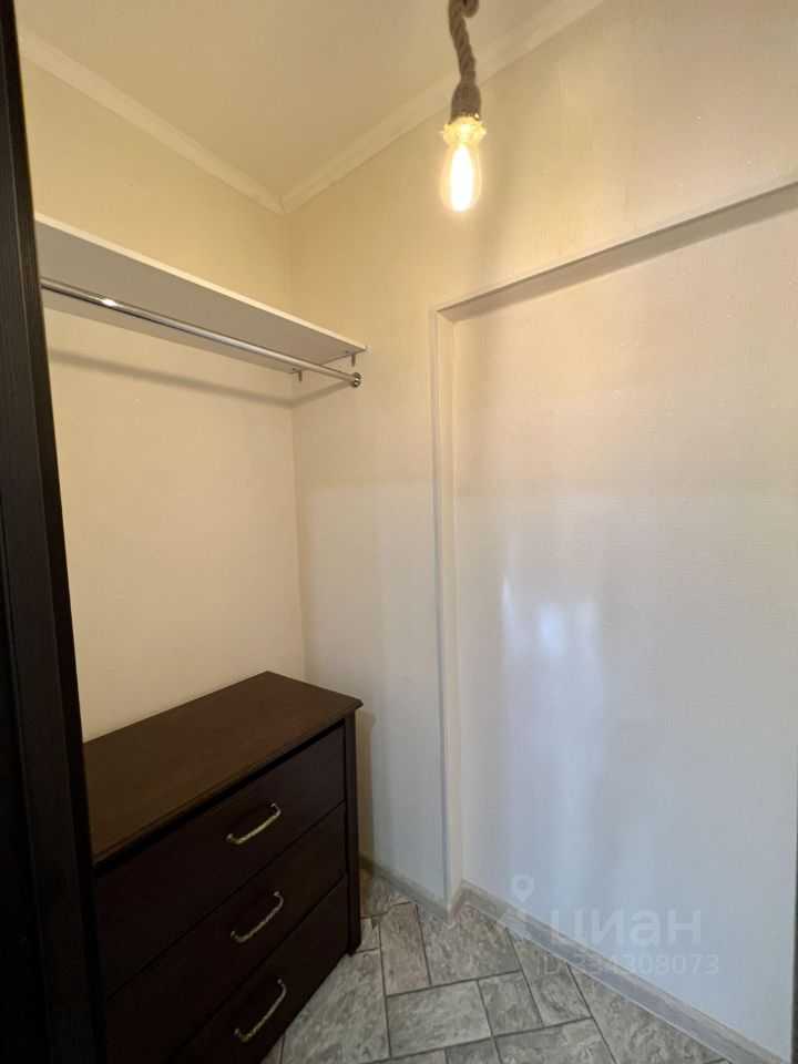 2-комнатная квартира, 42 м² — фотография 3