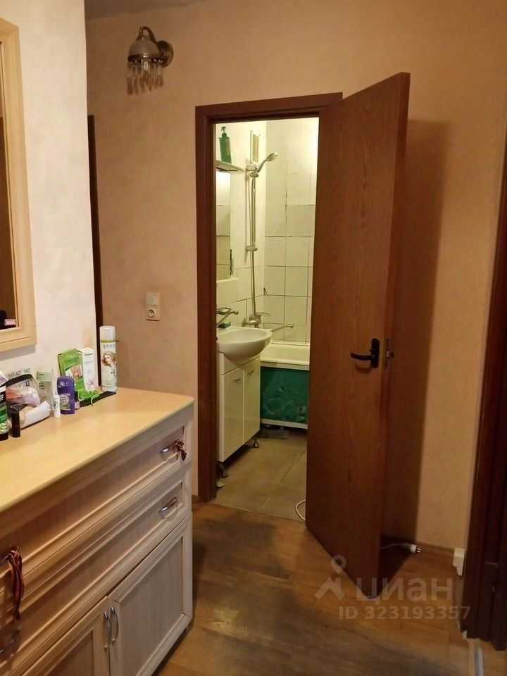 1-комнатная квартира, 55 м² — фотография 2