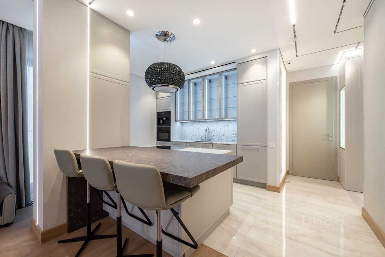3-комнатная квартира, 130 м²