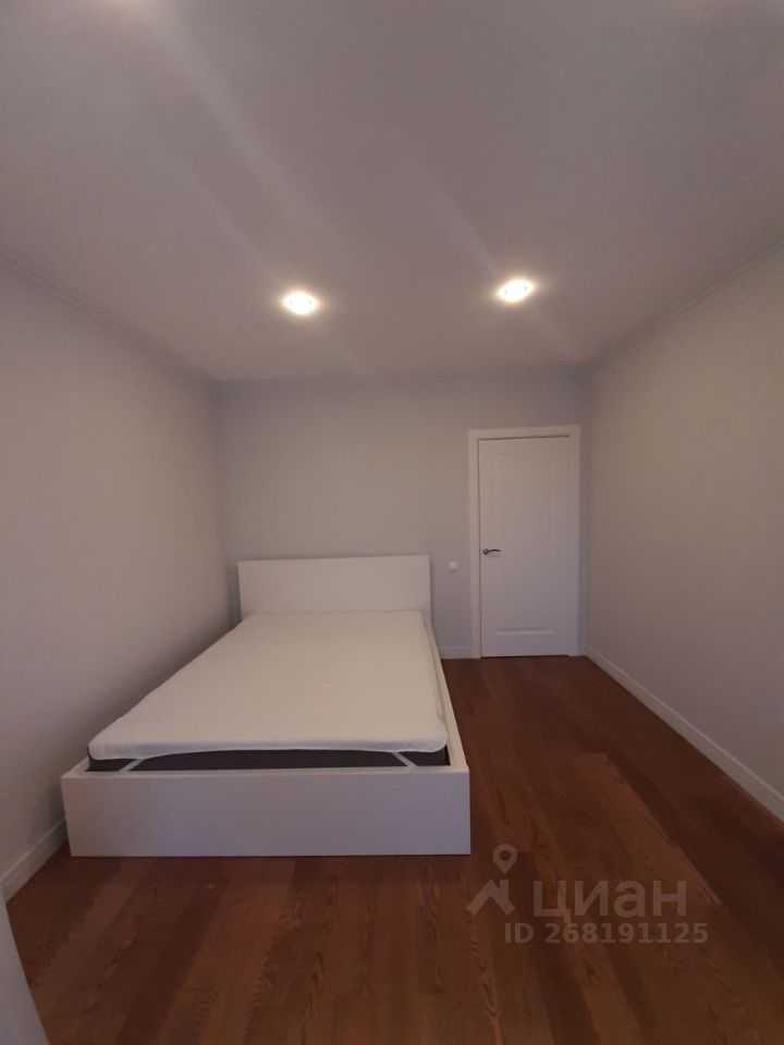 2-комнатная квартира, 64 м² — фотография 3