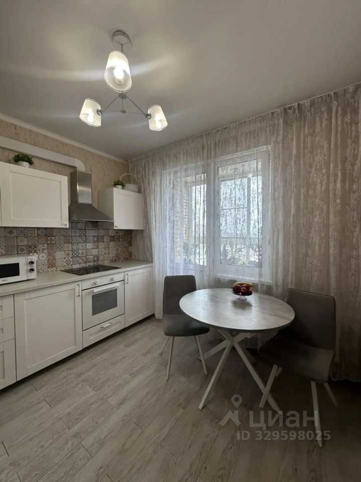1-комнатная квартира, 42 м²