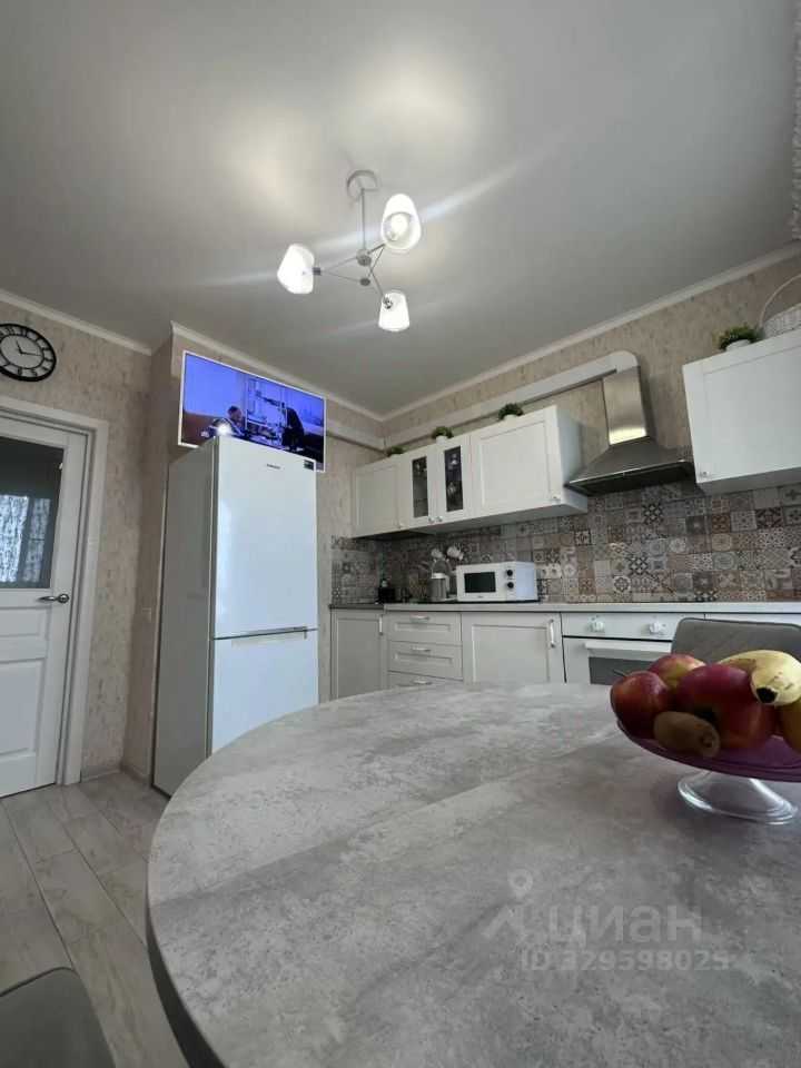 1-комнатная квартира, 42 м² — фотография 2