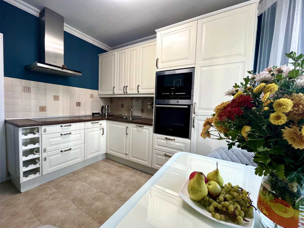 2-комнатная квартира, 56 м² — фотография 3