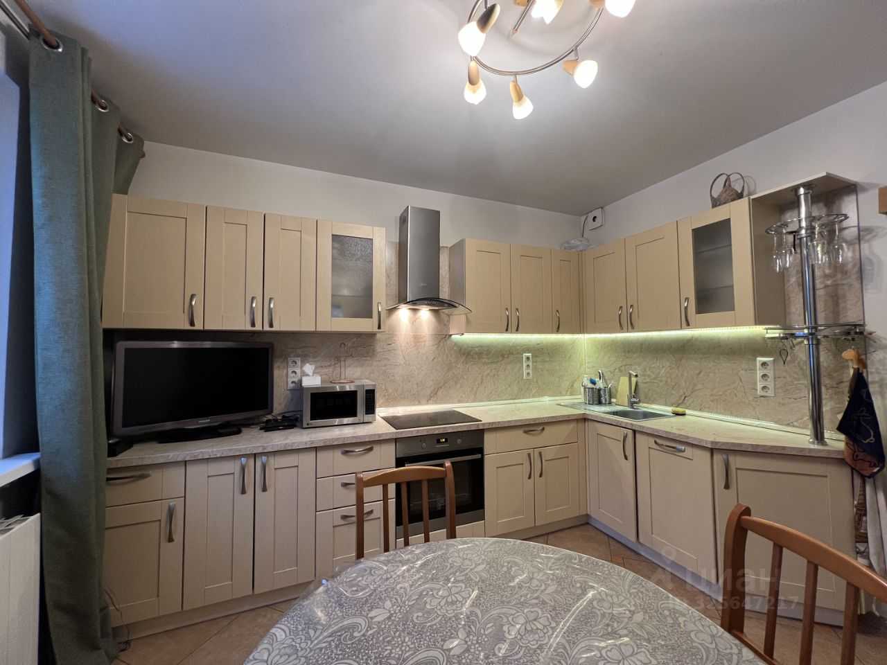 3-комнатная квартира, 90 м²