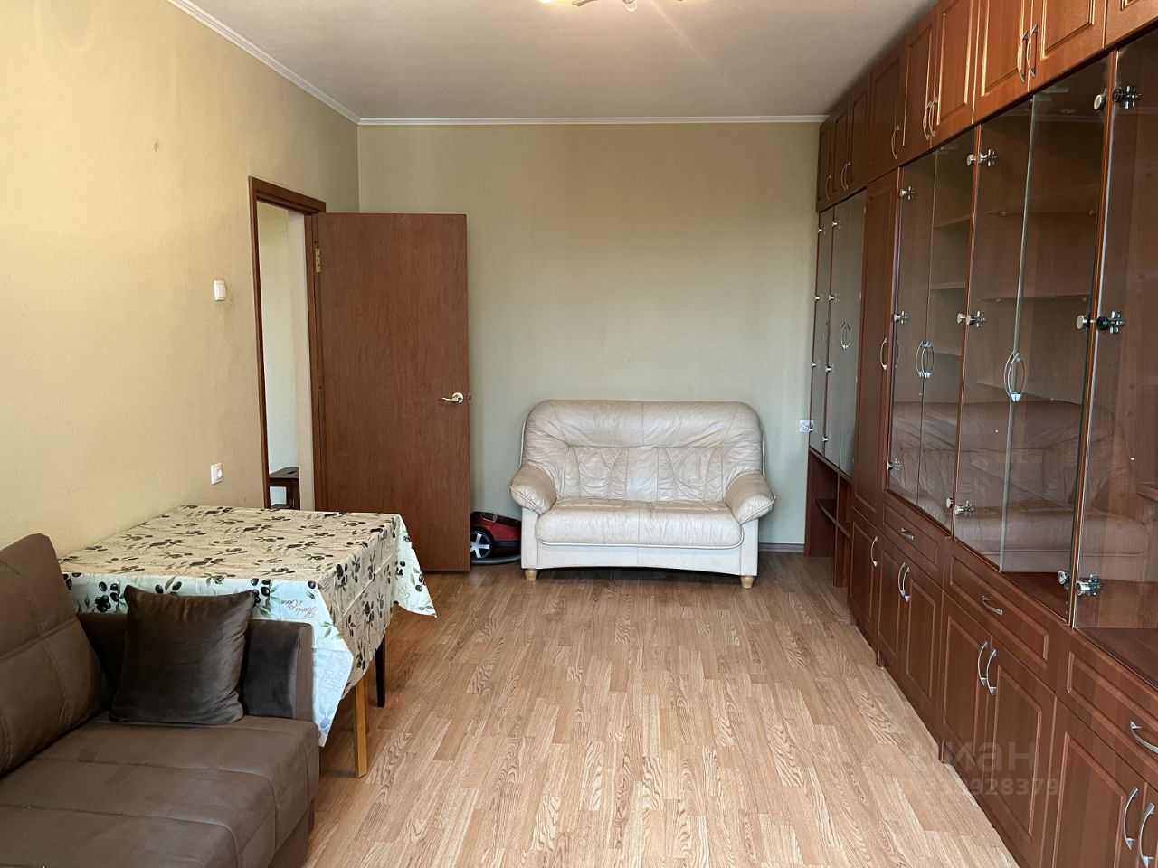2-комнатная квартира, 56 м² — фотография 3