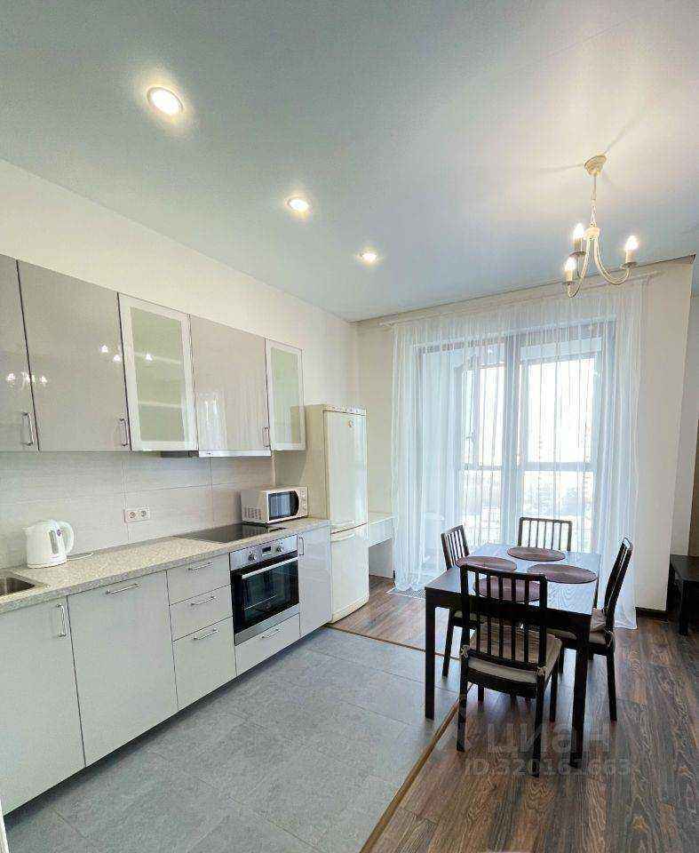 2-комнатная квартира, 57 м² — фотография 3