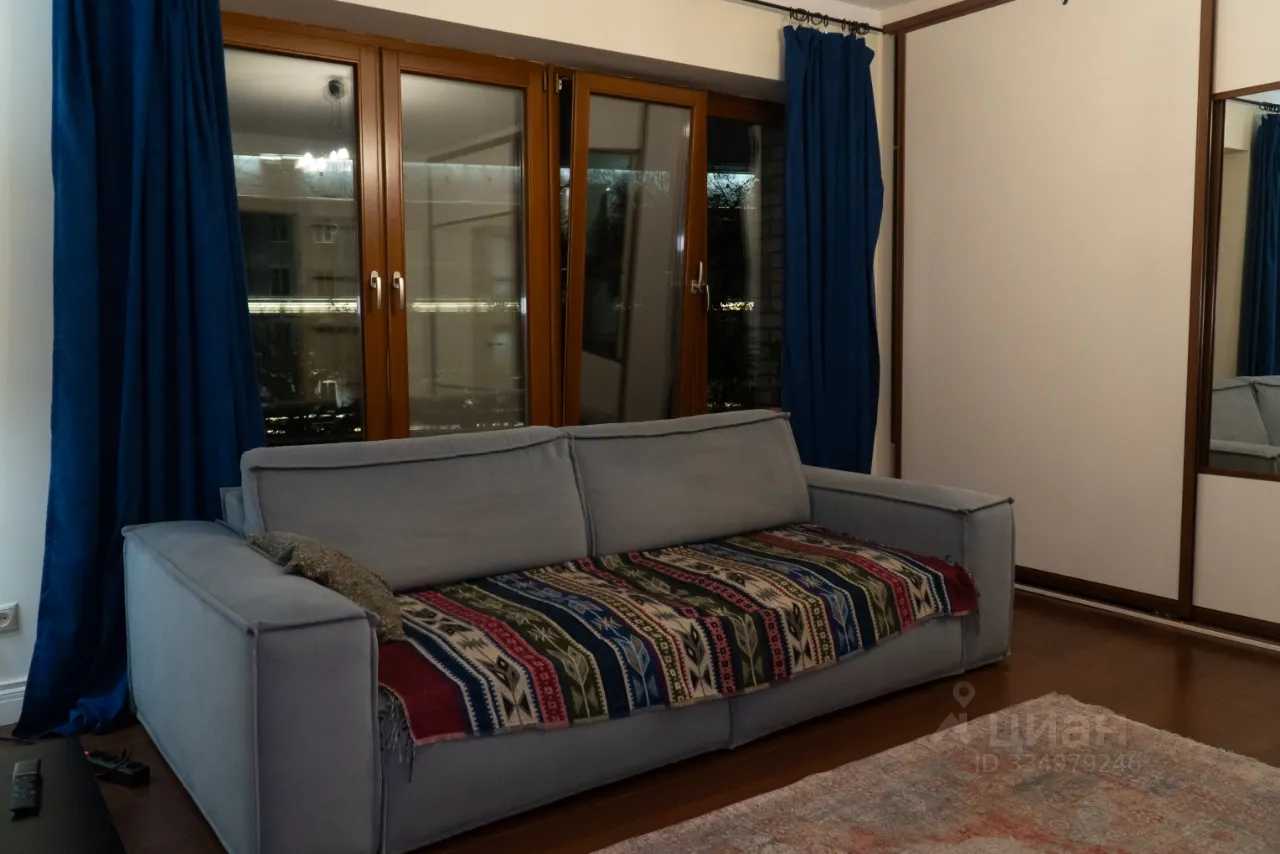 2-комнатная квартира, 65 м² — фотография 2