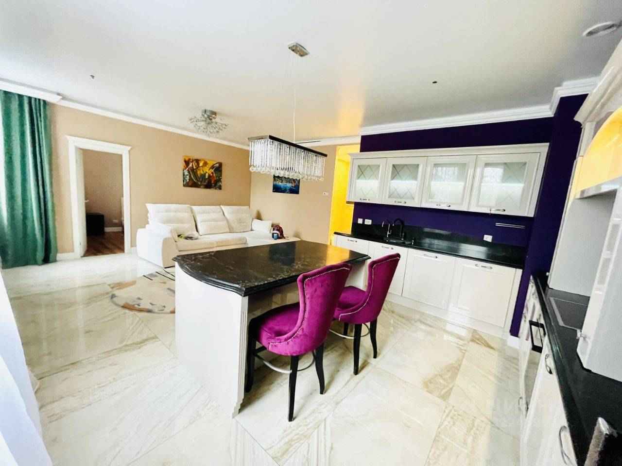 2-комнатная квартира, 75 м² — фотография 2