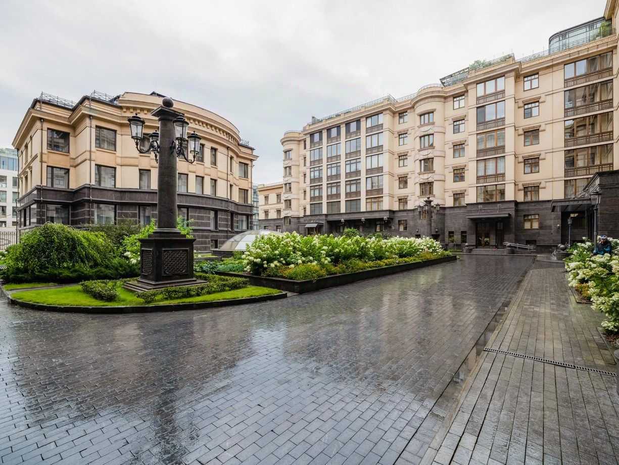 4-комнатная квартира, 250 м²
