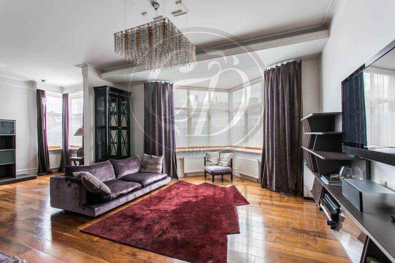 3-комнатная квартира, 150 м²