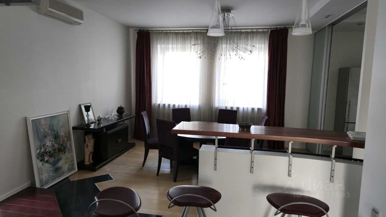 4-комнатная квартира, 166 м² — фотография 3
