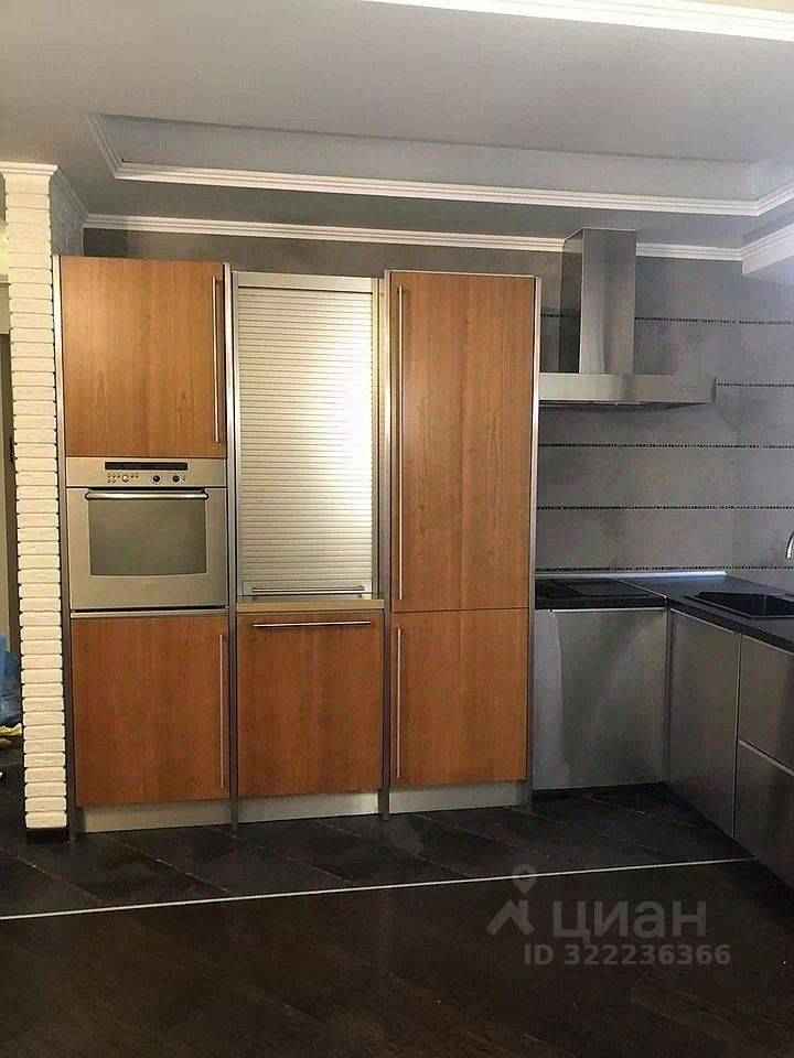 4-комнатная квартира, 90 м²