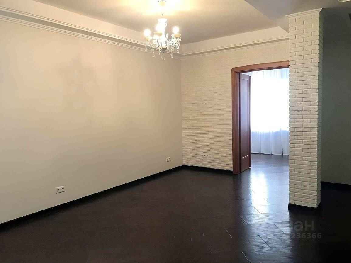 4-комнатная квартира, 90 м² — фотография 3