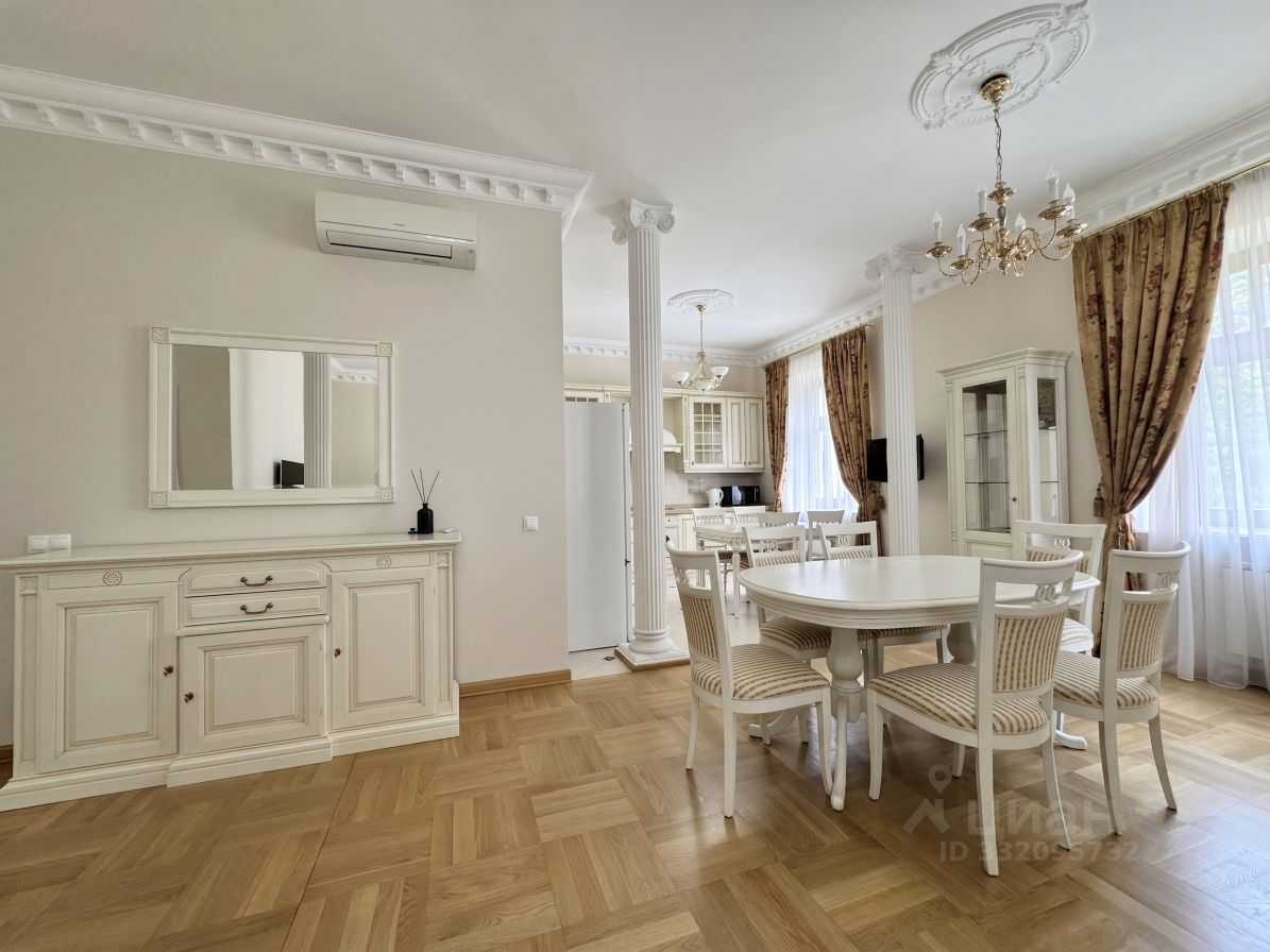 3-комнатная квартира, 117 м²