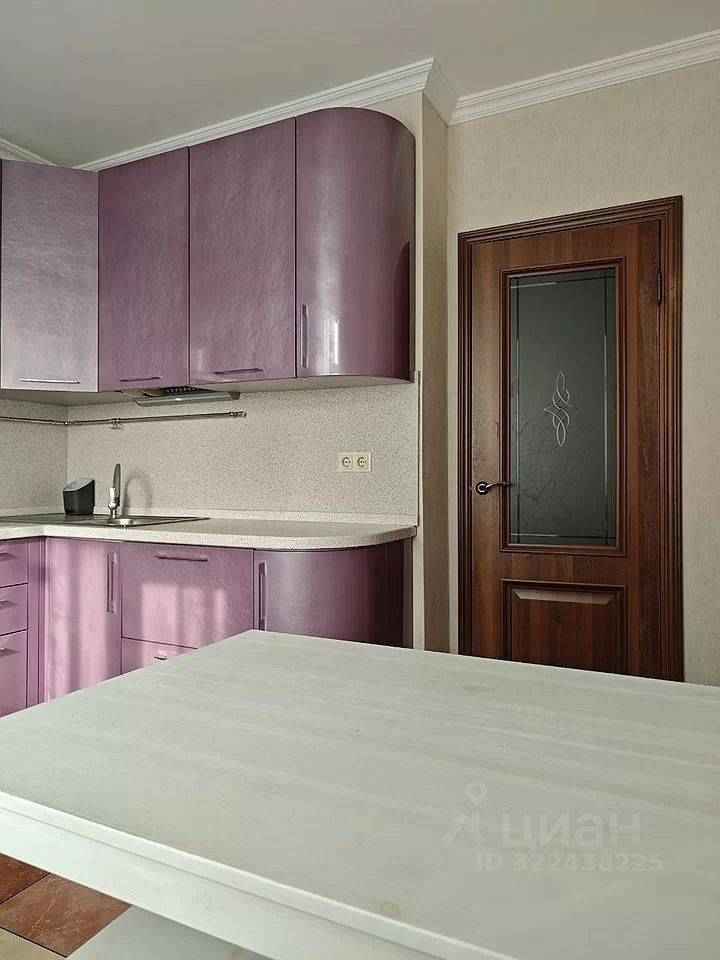 2-комнатная квартира, 64 м² — фотография 3