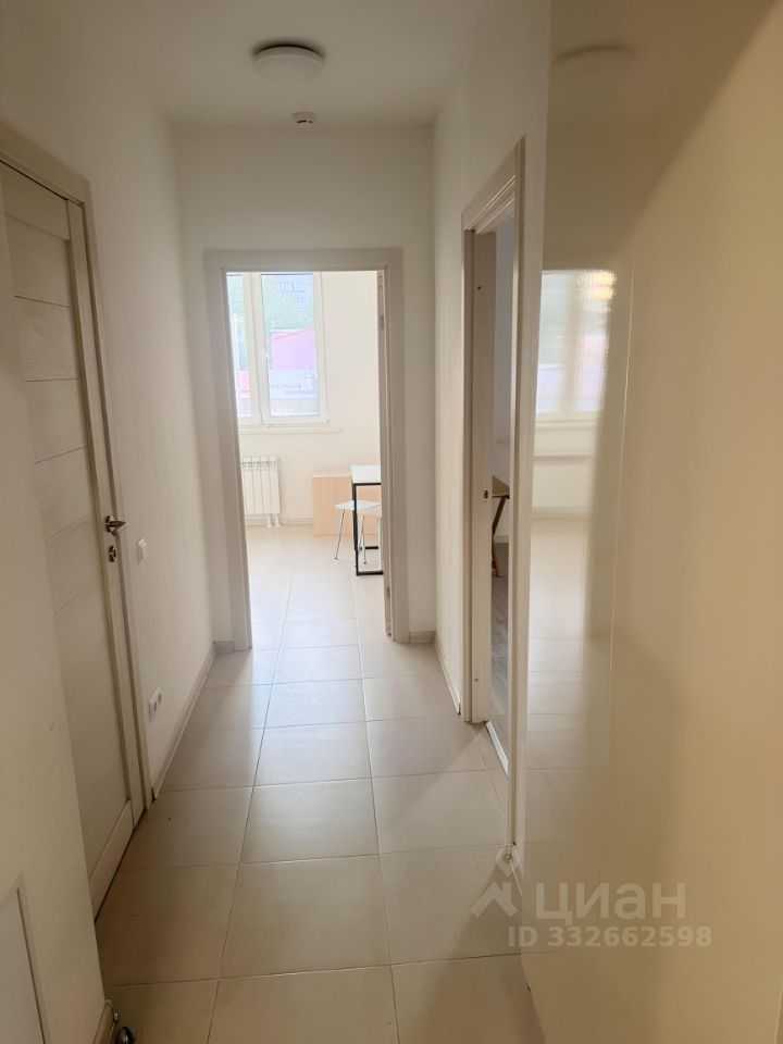 1-комнатная квартира, 42 м² — фотография 2