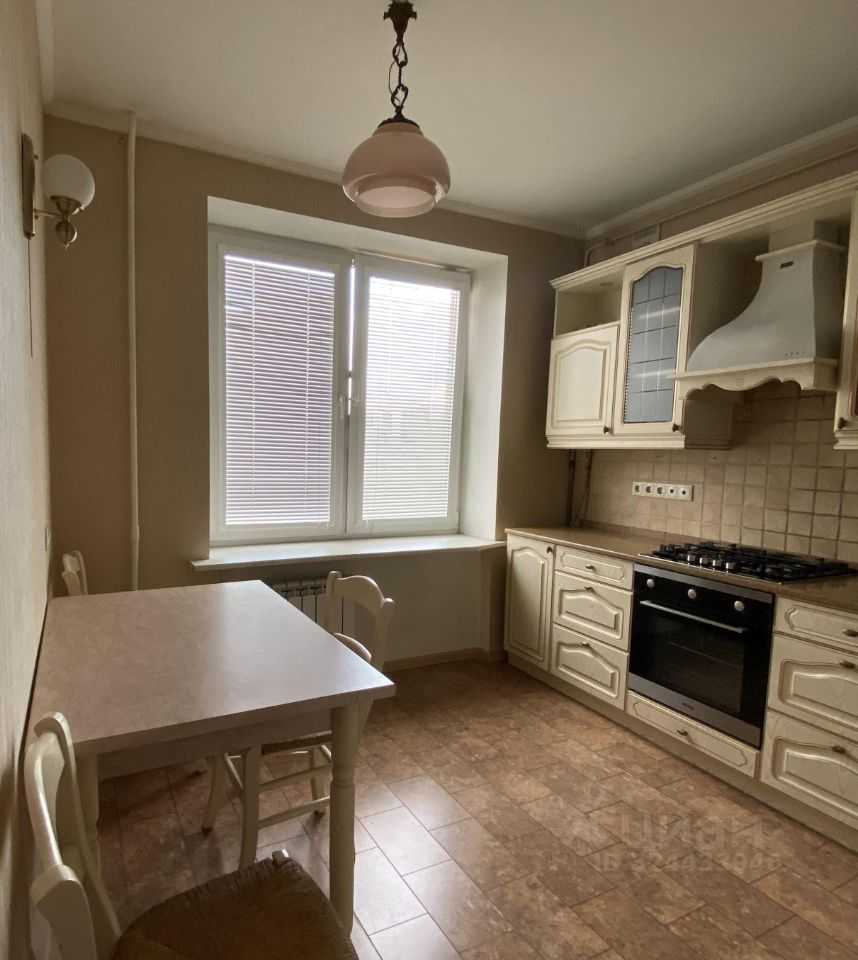 2-комнатная квартира, 65 м² — фотография 2