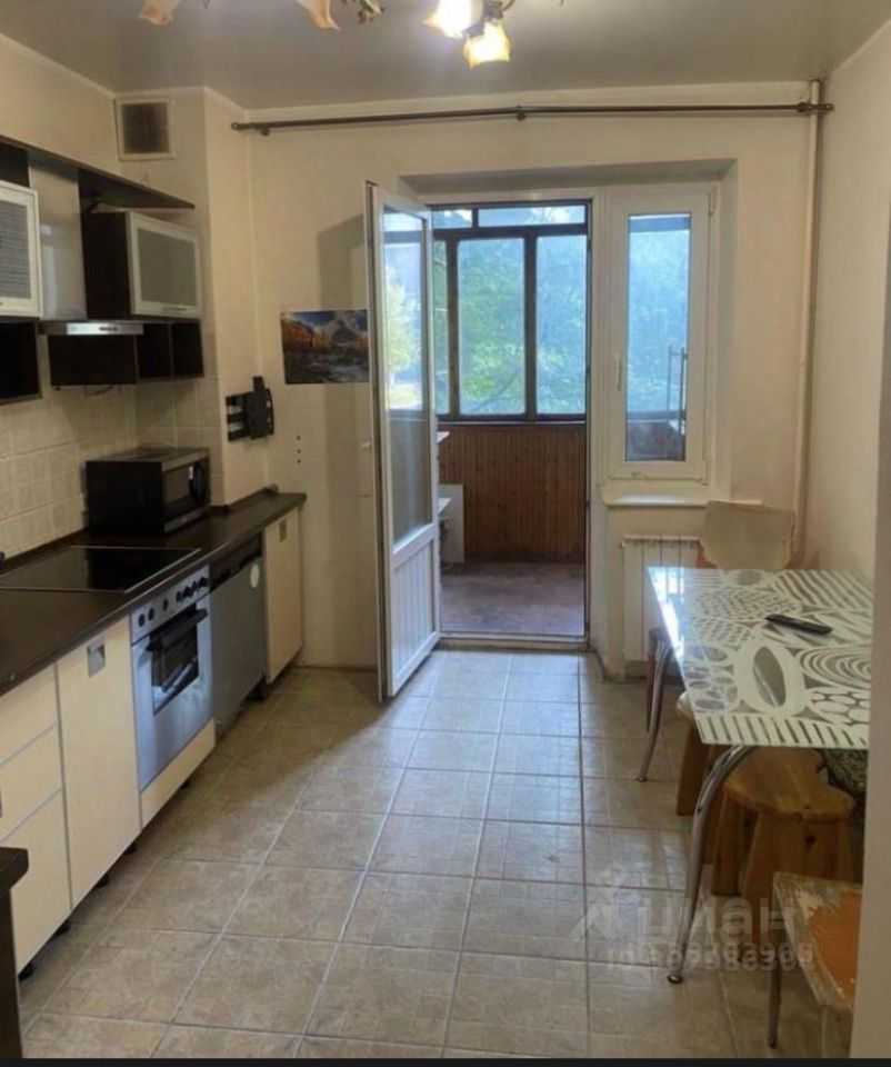 3-комнатная квартира, 84 м² — фотография 2
