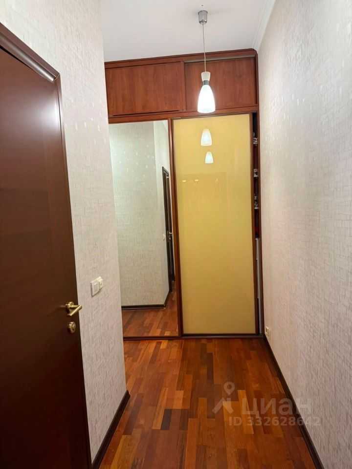 2-комнатная квартира, 82,5 м² — фотография 2