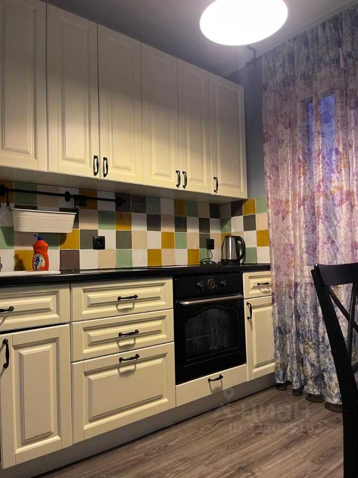 4-комнатная квартира, 63 м² — фотография 2