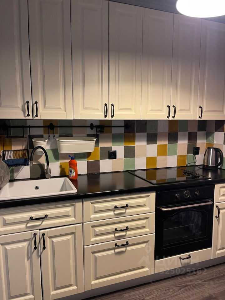 4-комнатная квартира, 63 м² — фотография 3