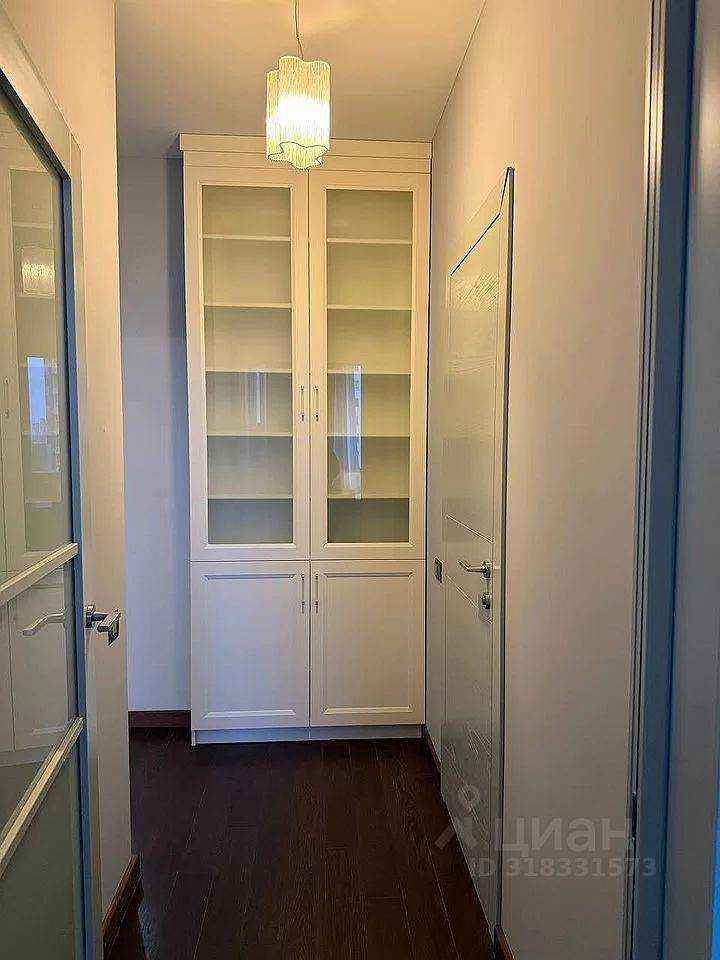 1-комнатная квартира, 54 м² — фотография 3