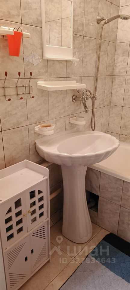 2-комнатная квартира, 57 м² — фотография 3