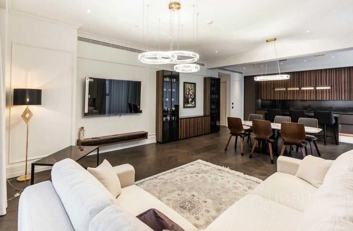 4-комнатная квартира, 177,4 м² — фотография 2